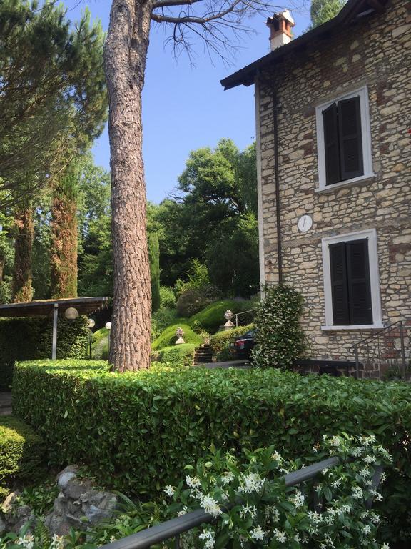 Il Pioppo Antico Lejlighed Viggiù Værelse billede